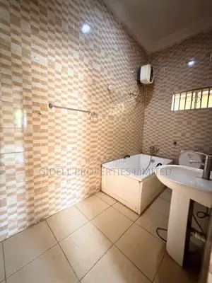 3bdrm Apartment in Mabushi for rent