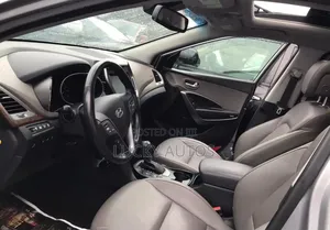 Hyundai Santa Fe 2019 Silver