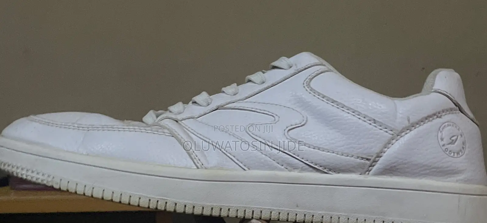 Male Sneakers(White)