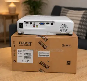 Epson W51 Portable Wxga Hd Projector for Movies Presentations