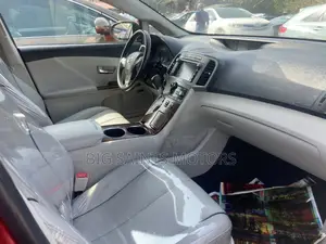 Toyota Venza V6 AWD 2011 Red