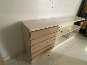 8ft Long Tv Console With Gloss Finish