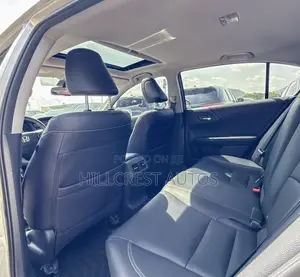 Honda Accord EX-L V6 w/Navigation 4dr Sedan (3.5L 6cyl 6A) 2015 Silver