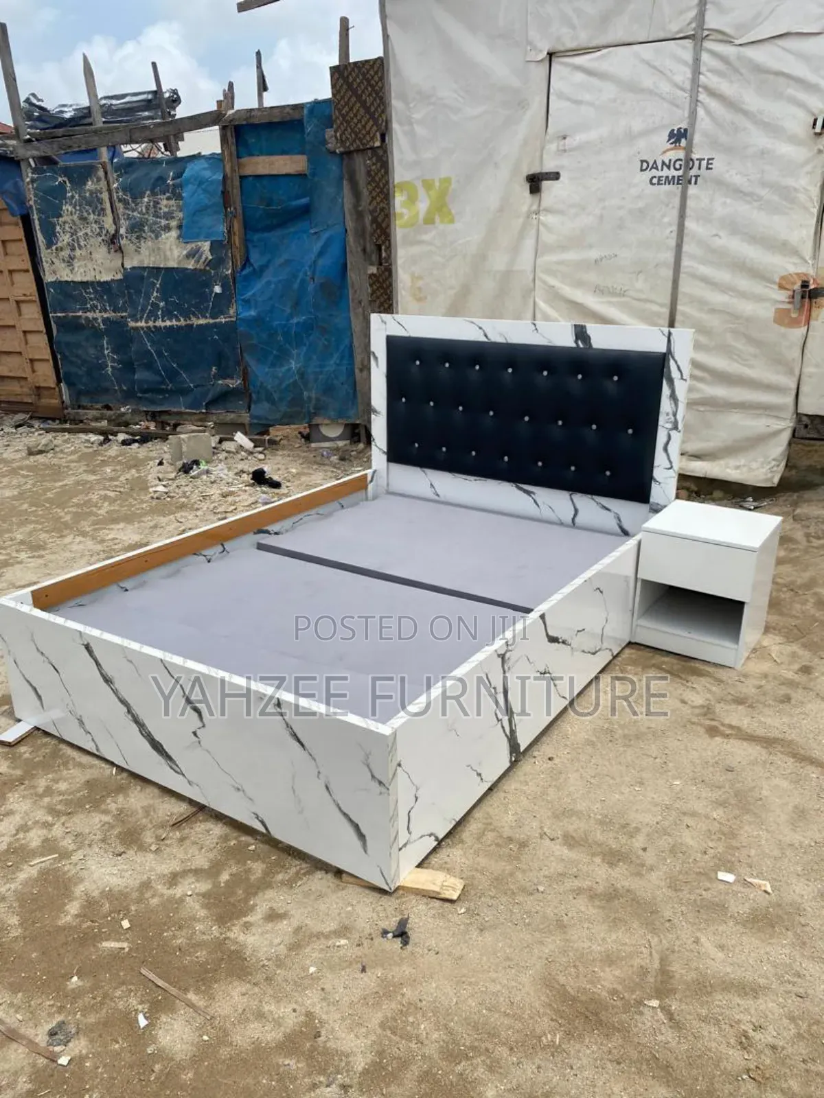 Bedframe 41⁄2by6
