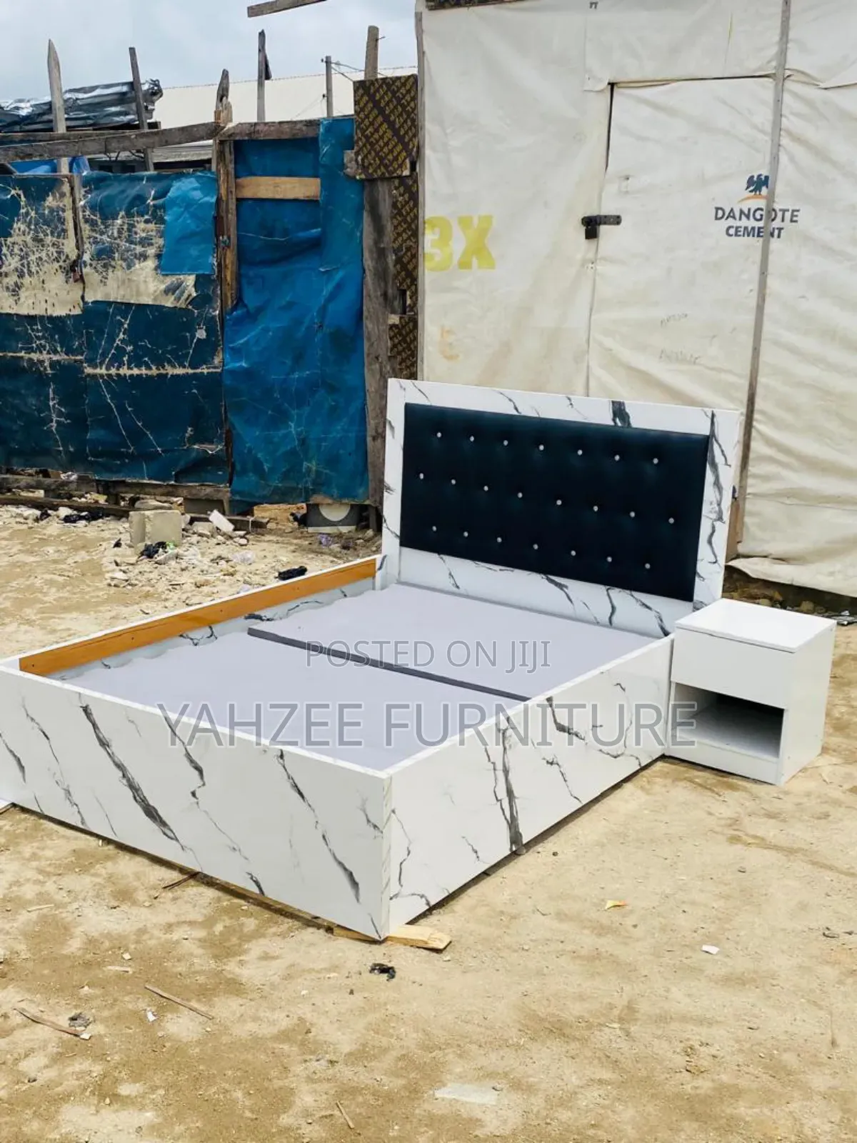 Bedframe 41⁄2by6