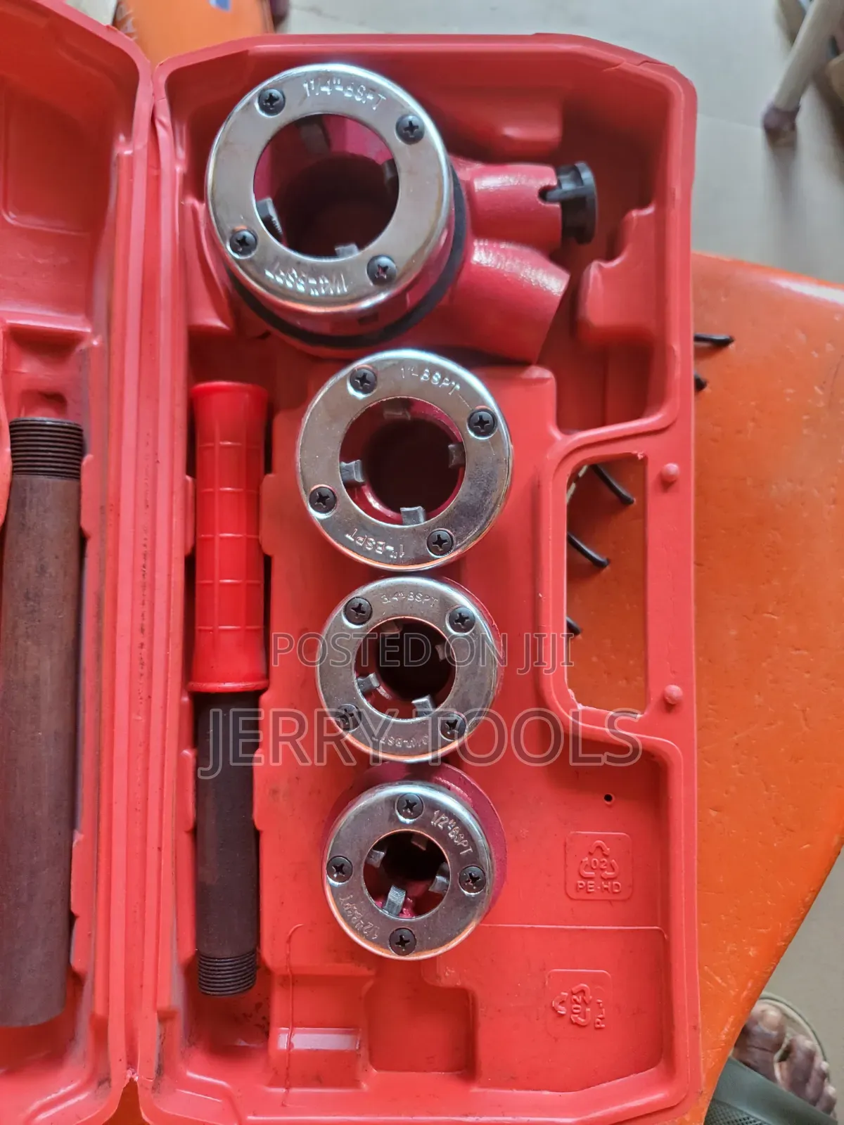 Set of Dizzing Teeth for Threading Pipe