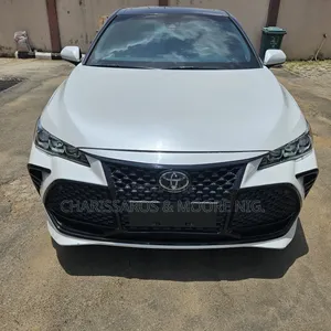 Toyota Avalon Limited 2021 White