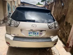 Lexus RX 330 2005 Gold