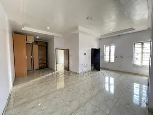 Furnished 4bdrm Duplex in Ikota for rent