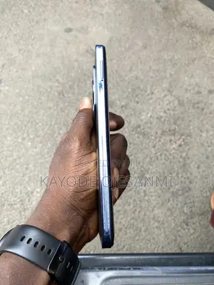 Infinix Hot 40i 128 GB Blue