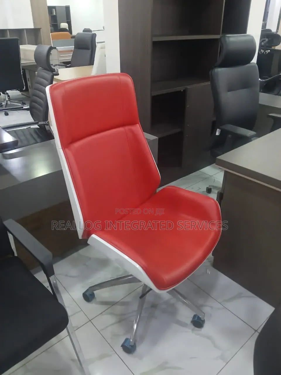 Swivel Executive Office Chair