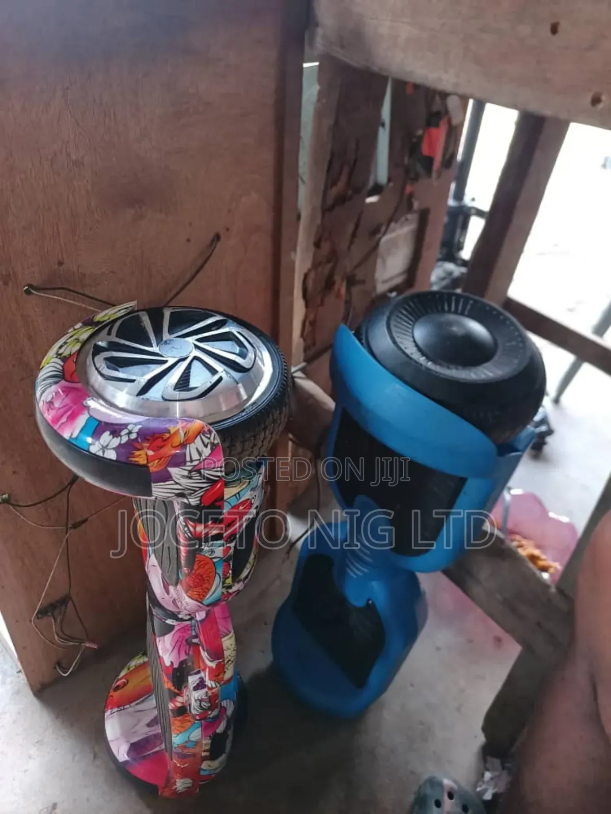 Hoverboard With Bluetooth Speakers and Led Light