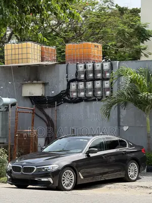 BMW 530i 2019 Brown