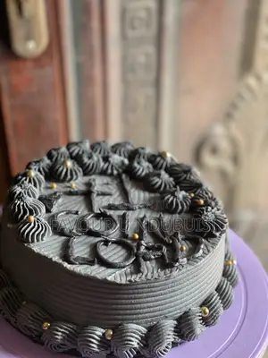 Size 8 Inches Cake