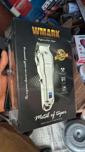 Rechargeable Clipper With High Cutting Precision Professional Clipper