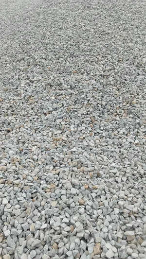 Diamond Granite and Chipping