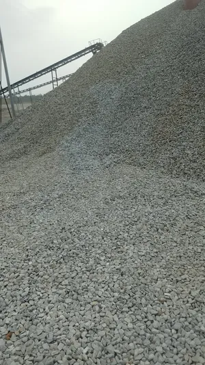Diamond Granite and Chipping