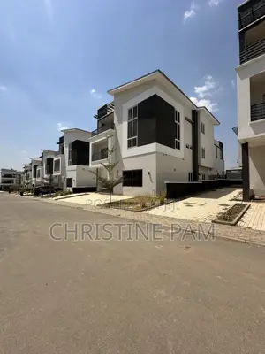 5bdrm Duplex in Life Camp for sale