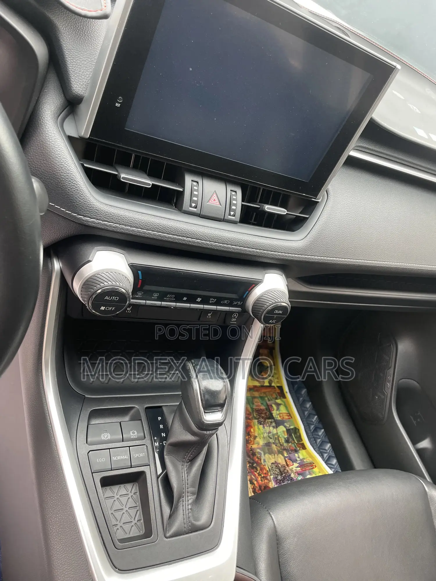 Toyota RAV4 2021 White