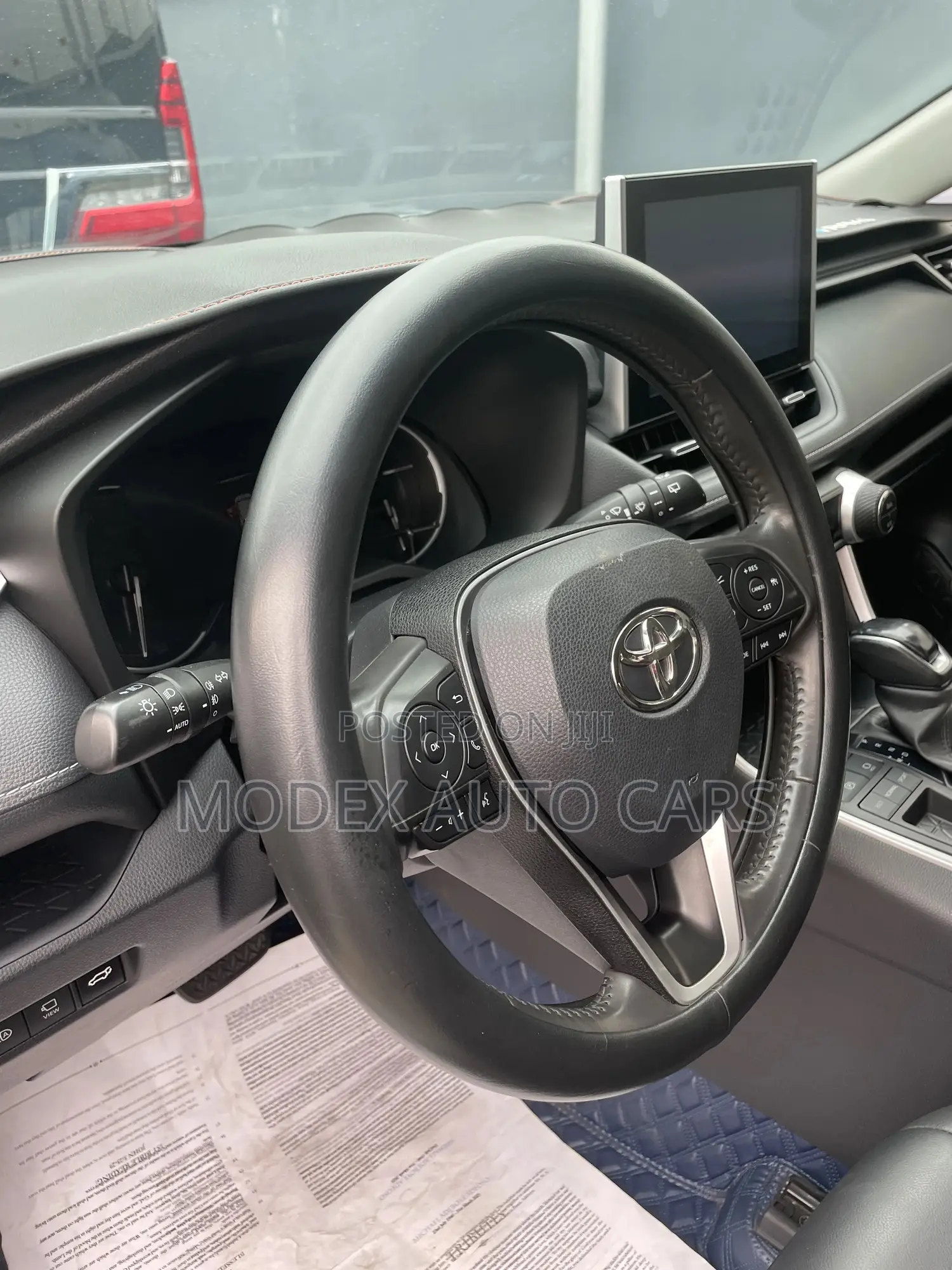 Toyota RAV4 2021 White