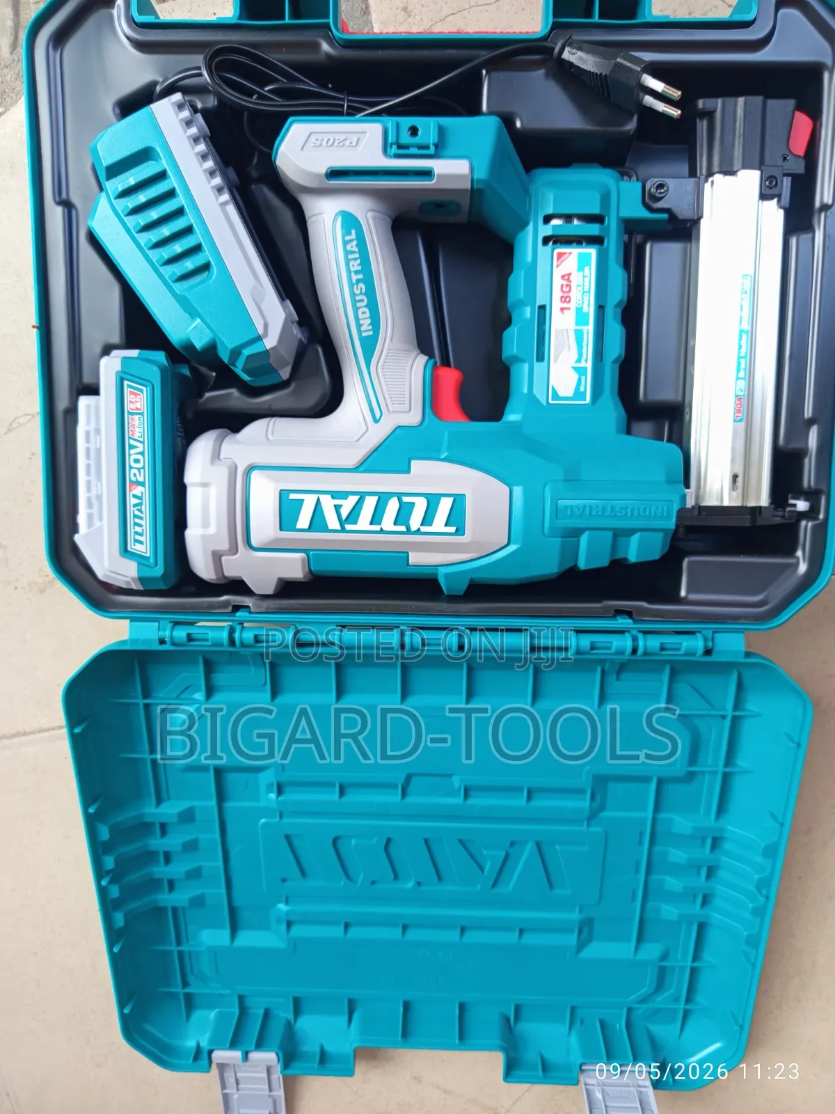 Cordless Brad Nailer Total