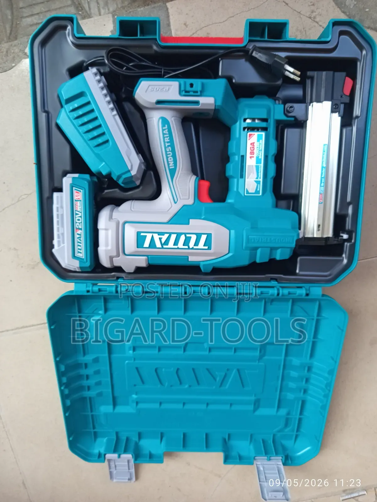 Cordless Brad Nailer Total