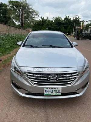 Hyundai Sonata Sport Sedan FWD (2.4L 4cyl 6A) 2016 Silver