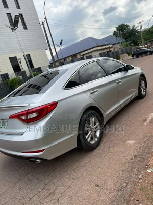 Hyundai Sonata Sport Sedan FWD (2.4L 4cyl 6A) 2016 Silver