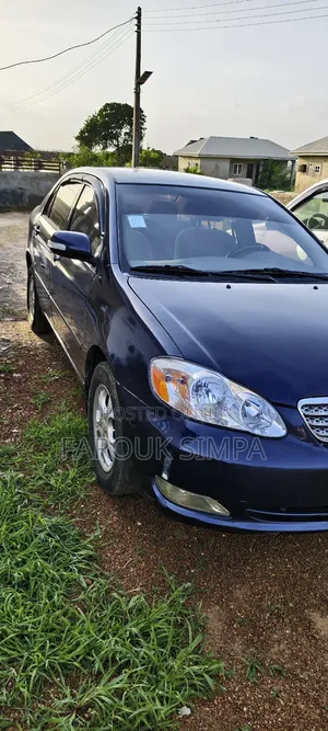 Toyota Corolla LE 2005 Blue