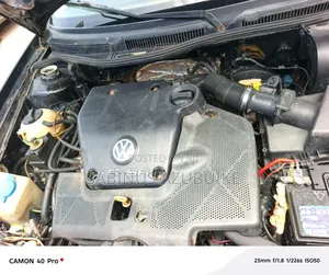 Volkswagen Golf 2000 Black