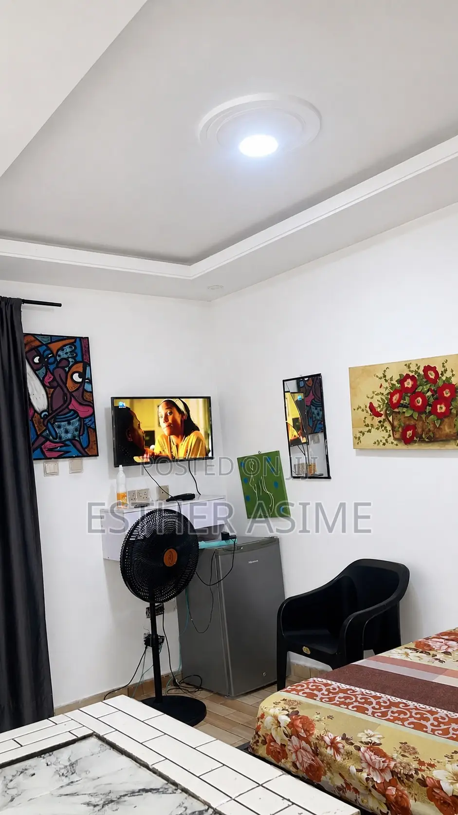 Studio Apartment
