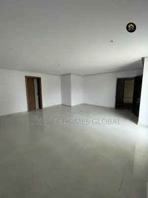 2bdrm Block of Flats in Parkview Estate for rent