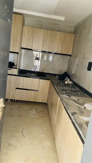 6bdrm Duplex in By Aduvie, Jahi for rent