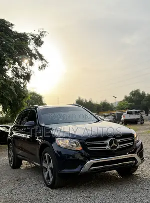 Mercedes-Benz GLC-Class 2017 Blue