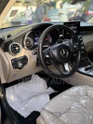 Mercedes-Benz GLC-Class 2017 Blue