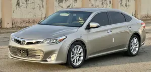Toyota Avalon 2013 Gold