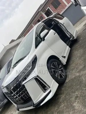 Toyota Alphard 2020 White