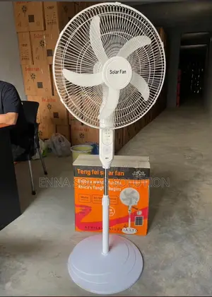 18 Inch Solar Rechargeable Standing Fan