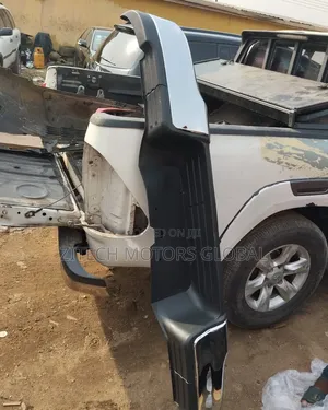 Rear Bumper Hilux 2015/2024
