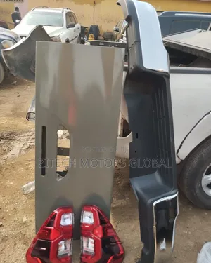 Rear Bumper Rear Light and Tailgate Hilux 2016/2024
