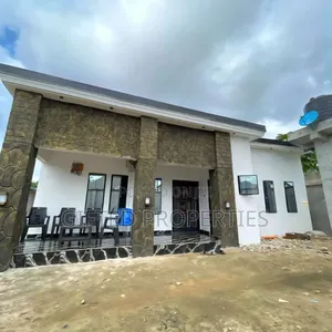 3bdrm Bungalow in Shell Co Operative, Choba for sale