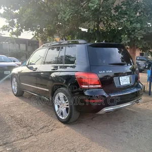 Mercedes-Benz GLK-Class Base GLK 350 4dr AWD 4MATIC (3.5L 6cyl 7A) 2015