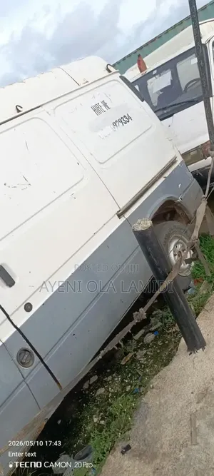 Ford Transit 2000 White