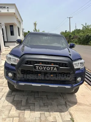 Toyota Tacoma TRD PRO V6 4dr Double Cab 4WD 5.0 ft. SB (4.0L 6cyl 6M)
