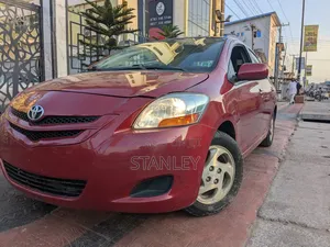 Toyota Yaris 2008 Red