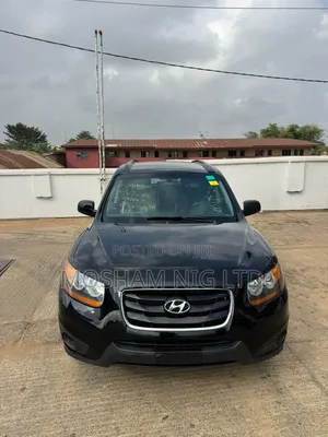 Hyundai Santa Fe 2010 Black