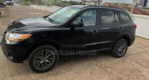 Hyundai Santa Fe 2010 Black