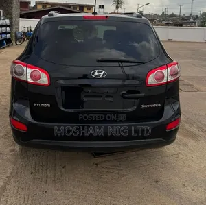 Hyundai Santa Fe 2010 Black