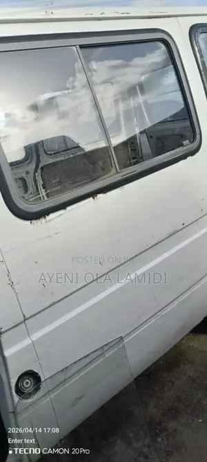 Ford Transit 2000 White