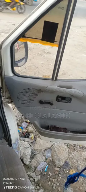 Ford Transit 2000 White